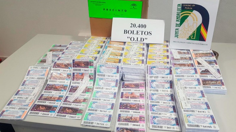 La policía de Andalucía intervino más de 20.000 boletos de lotería ilegal