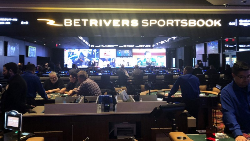Illinois sets new monthly sports betting handle record at $867M in January; bans bets on Russian competitions