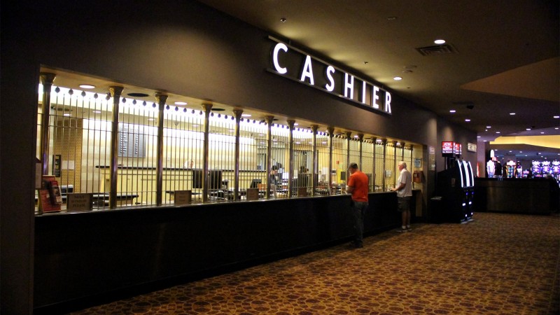US gambling industry calls for cashless payments on casino floor
