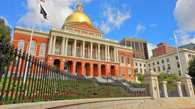 Massachusetts small businesses urge senators to legalize sports betting, including them