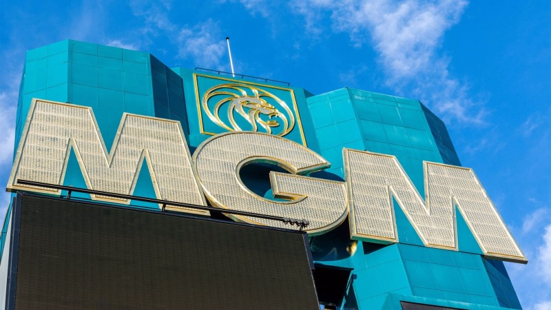 MGM and Westgate's employee vaccine mandates reach deadline today