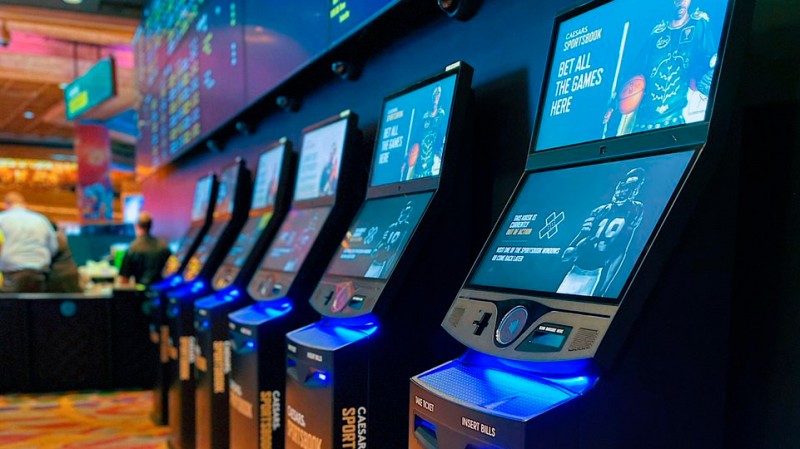 Louisiana's retail sportsbooks see $10M revenue in first two months