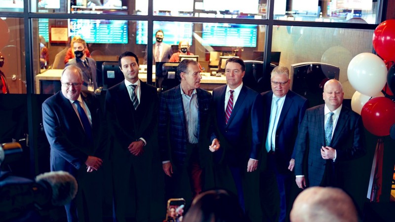 Parx opens first race and sportsbook inside a restaurant in Pennsylvania