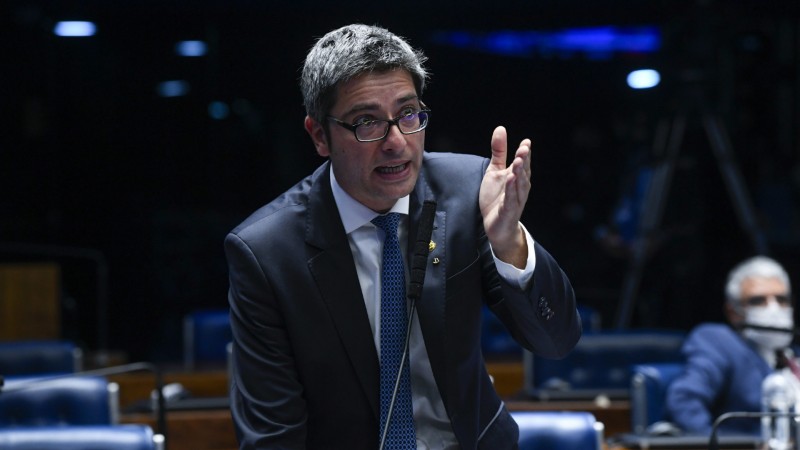 El nuevo líder de Bolsonaro en el Senado asegura que la regulación de los juegos de azar no se analizará en 2022